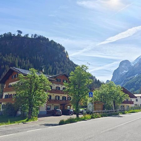 Residence Villa Flora By Ama Val Di Fassa Канацеи Экстерьер фото